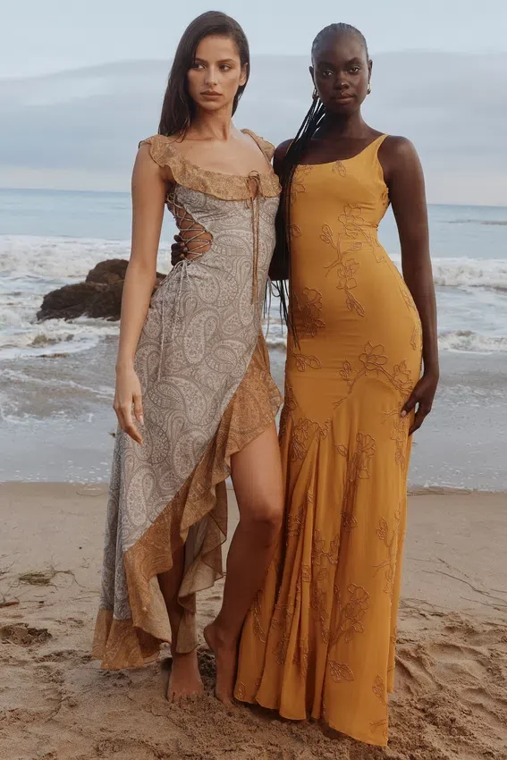 Aloura Paisley Print Georgette Ruffle Maxi Dress Aloura Paisley Print Georgette Ruffle Maxi Dress