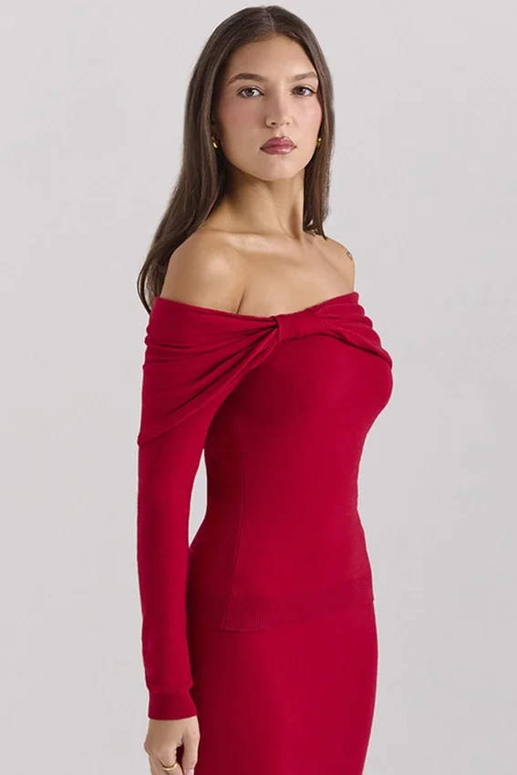 Amaryllis Holly Red Cashmere Blend Sweater Amaryllis Holly Red Cashmere Blend Sweater