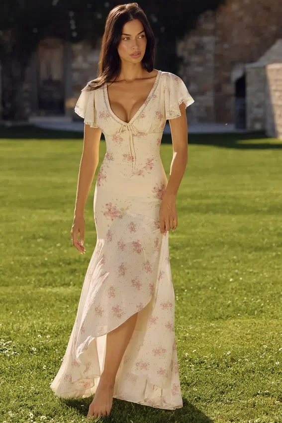 Amina Ivory Vintage Rose Print Georgette Maxi Tea Dress Amina Ivory Vintage Rose Print Georgette Maxi Tea Dress