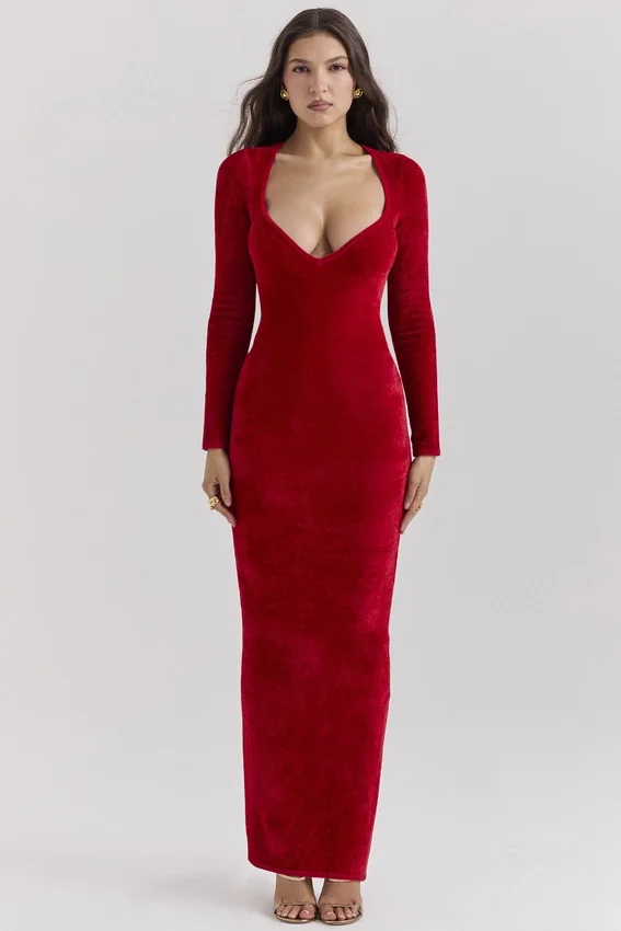 Aria Scarlet Chenille Sweetheart Dress Aria Scarlet Chenille Sweetheart Dress