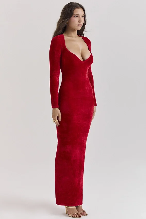 Aria Scarlet Chenille Sweetheart Dress Aria Scarlet Chenille Sweetheart Dress