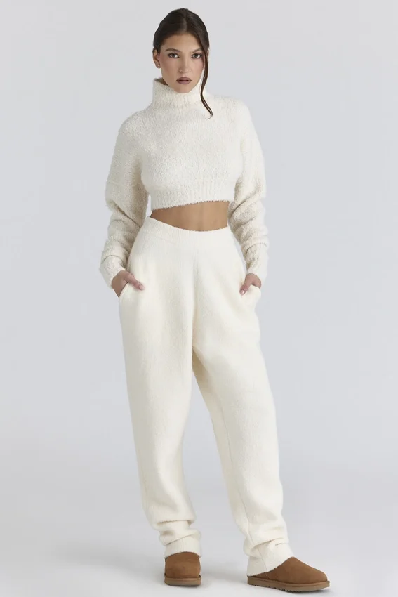 Cheyenne Ivory Cropped Chunky Boucle Wool Knit Sweater Cheyenne Ivory Cropped Chunky Boucle Wool Knit Sweater