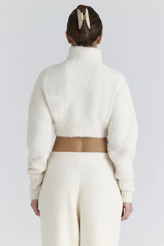 Cheyenne Ivory Cropped Chunky Boucle Wool Knit Sweater Cheyenne Ivory Cropped Chunky Boucle Wool Knit Sweater