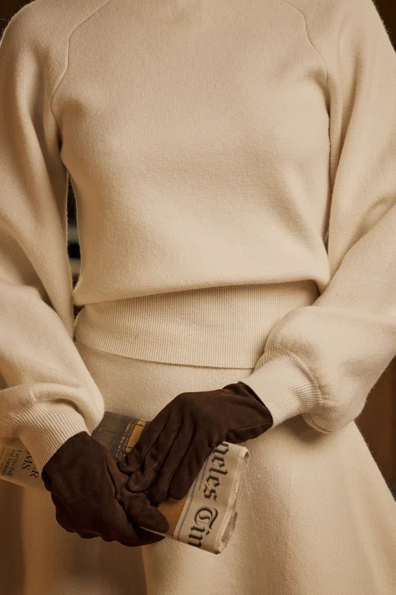 Cressida Cream Wool Cashmere Heavy Knit Sweater Cressida Cream Wool Cashmere Heavy Knit Sweater