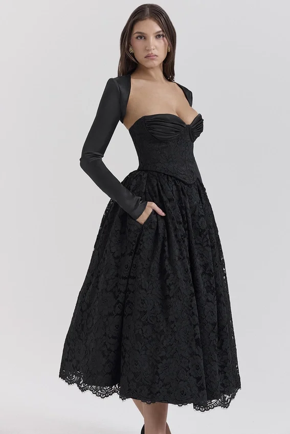 Duchess Black Lace Corset, Skirt and Bolero Duchess Black Lace Corset, Skirt and Bolero