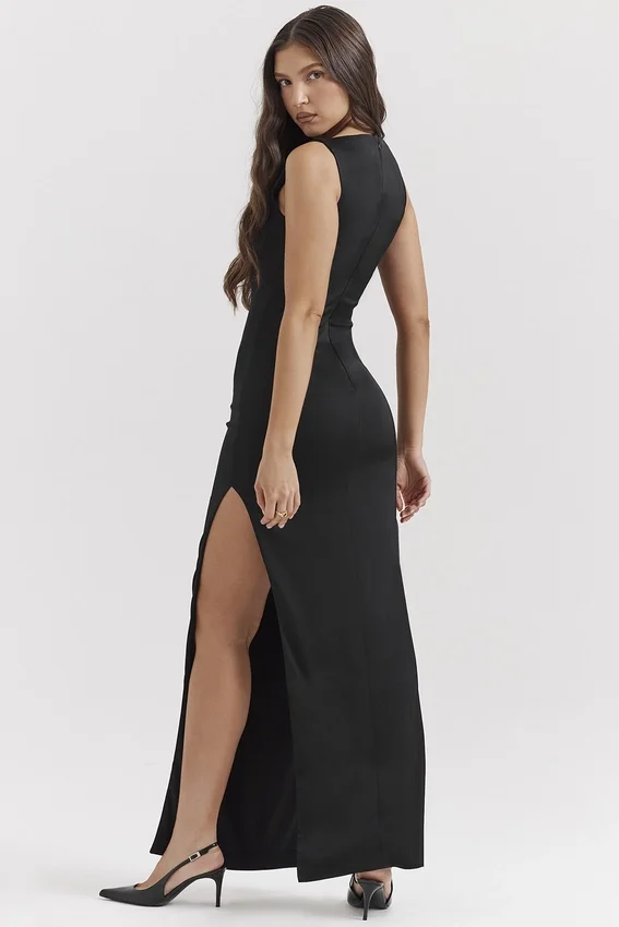 Filomena Black Maxi Dress Filomena Black Maxi Dress