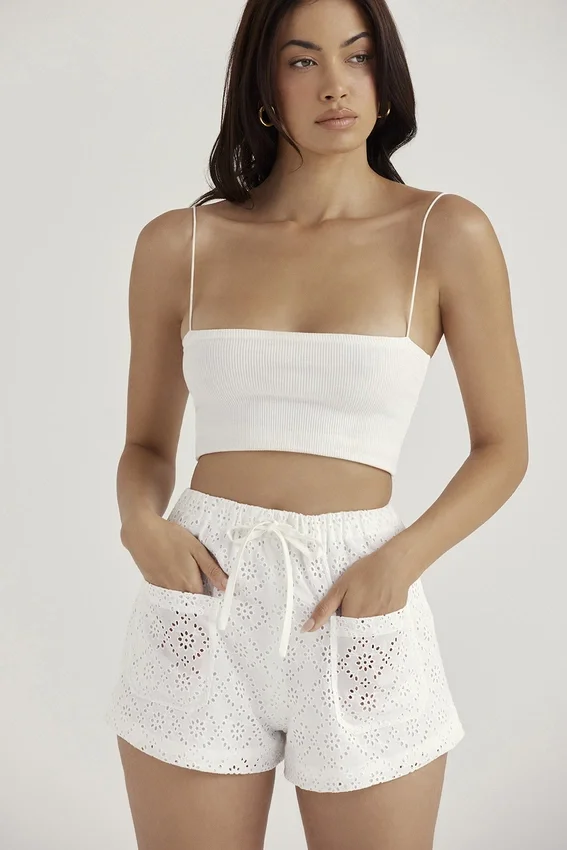 Mae White Broderie Anglaise Shorts Mae White Broderie Anglaise Shorts