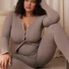 Mitzi Taupe Ribbed Knit Leggings