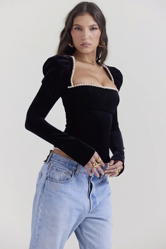 Noa Black Velvet Corset Noa Black Velvet Corset