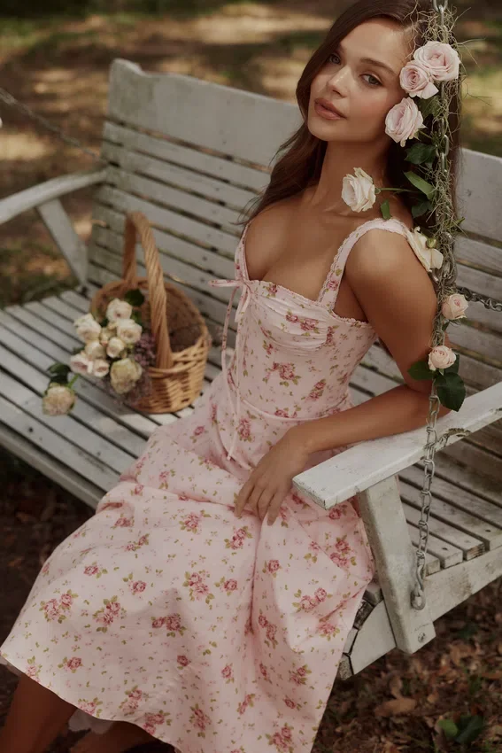 Rosalee Vintage Rose Pink Floral Print Midi Dress Rosalee Vintage Rose Pink Floral Print Midi Dress