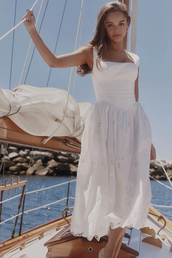 Safira White Floral Broderie Anglaise Cotton Midi Dress Safira White Floral Broderie Anglaise Cotton Midi Dress